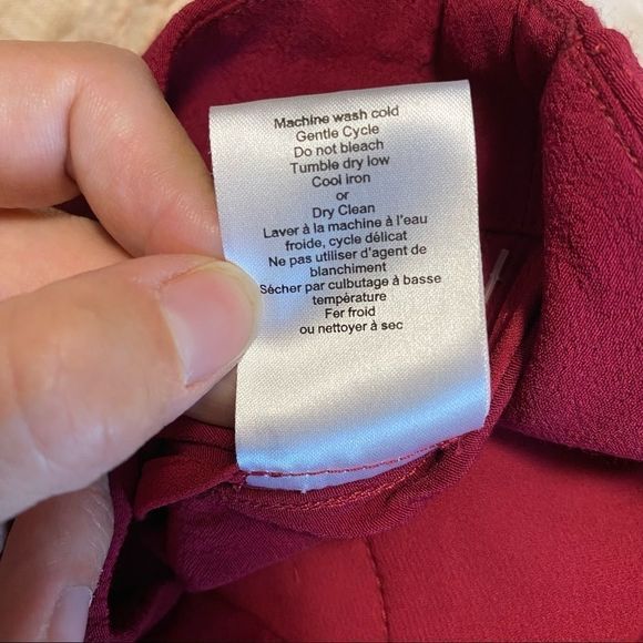 NWT Aritzia Sunday  Best Burgundy Hughes Skort Mini Skirt - Picture 3 of 9